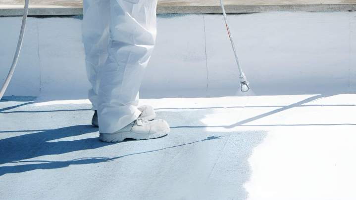 Application peinture cool roof